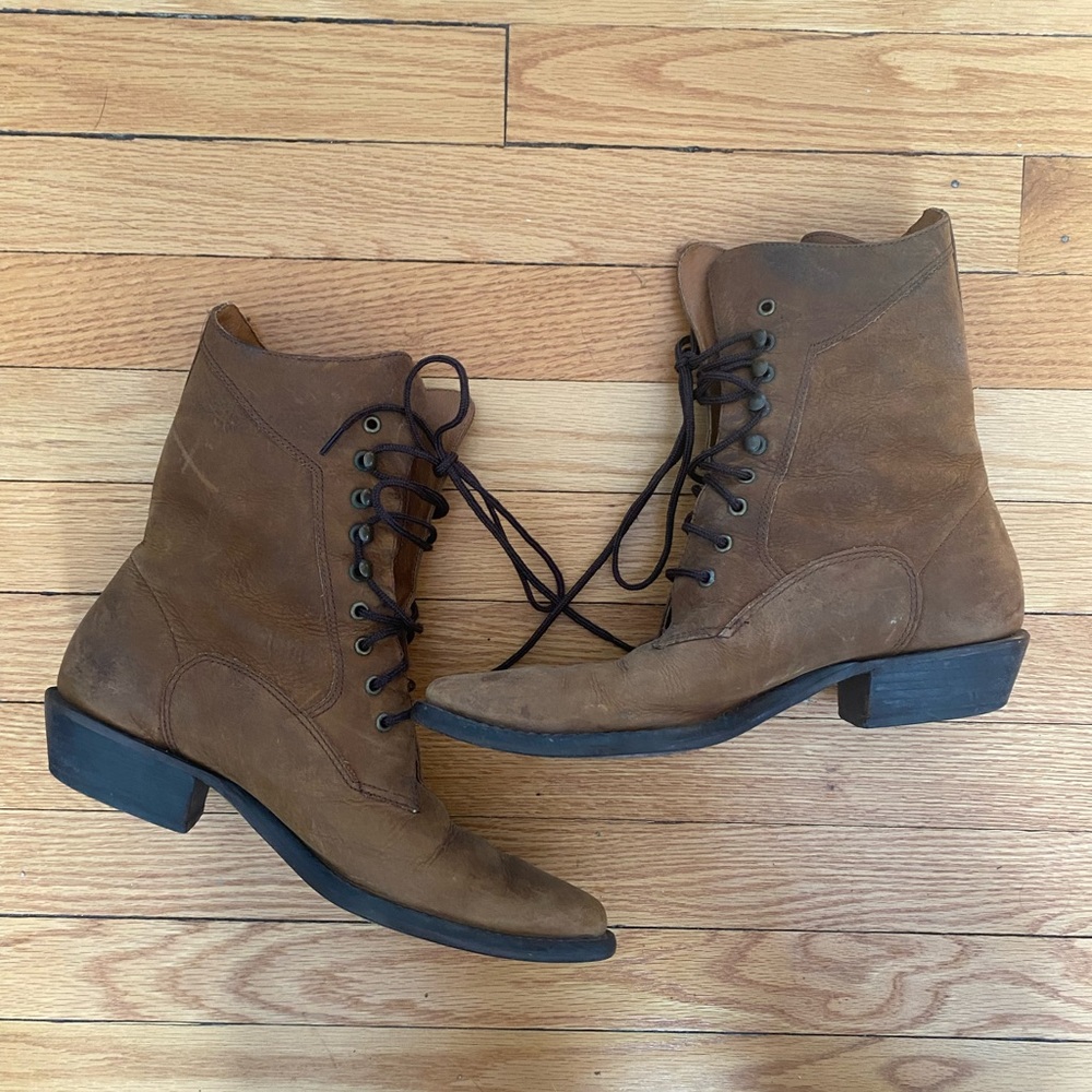Vintage Nine West lace up boots